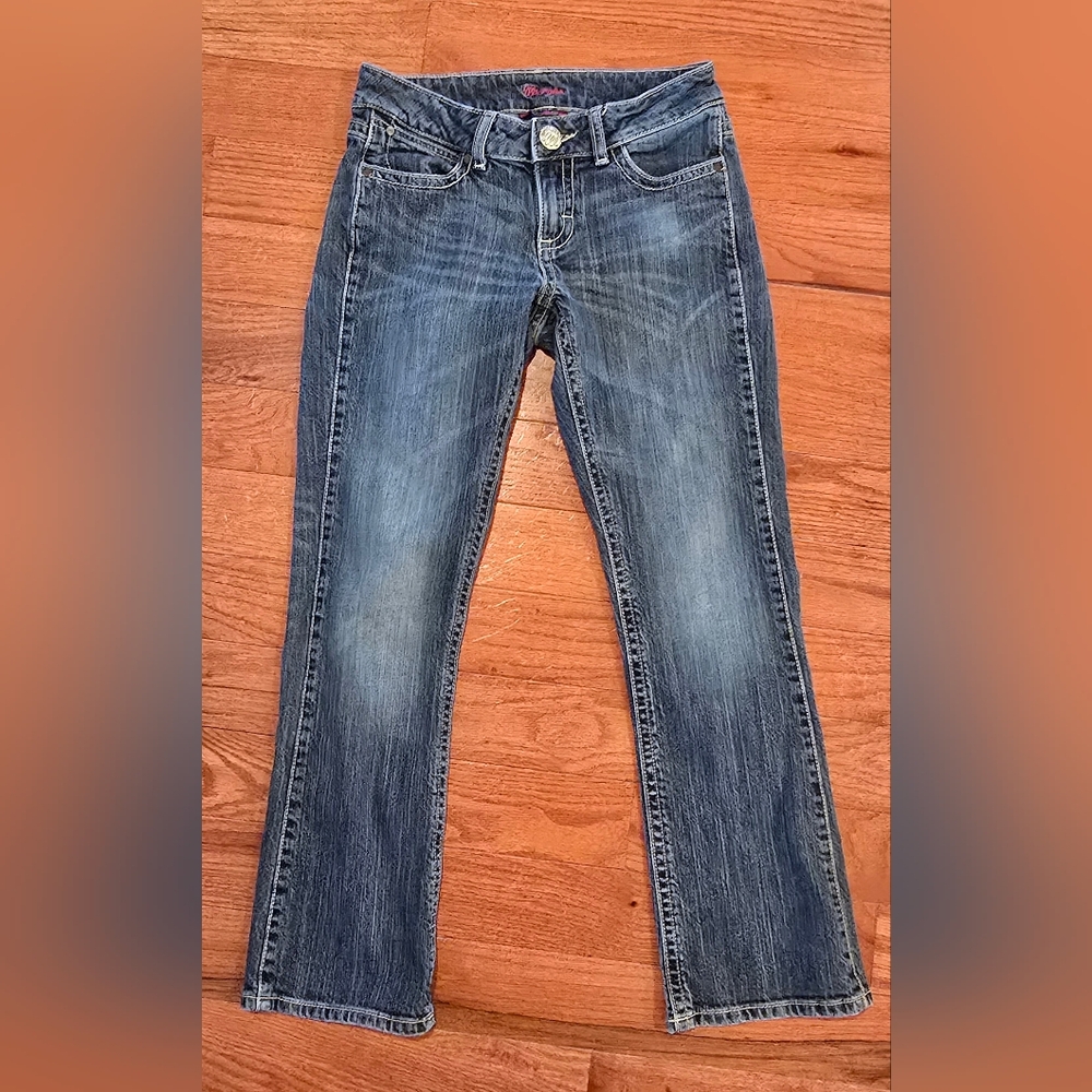 Wrangler Women's Premium Patch Low Rise Jeans